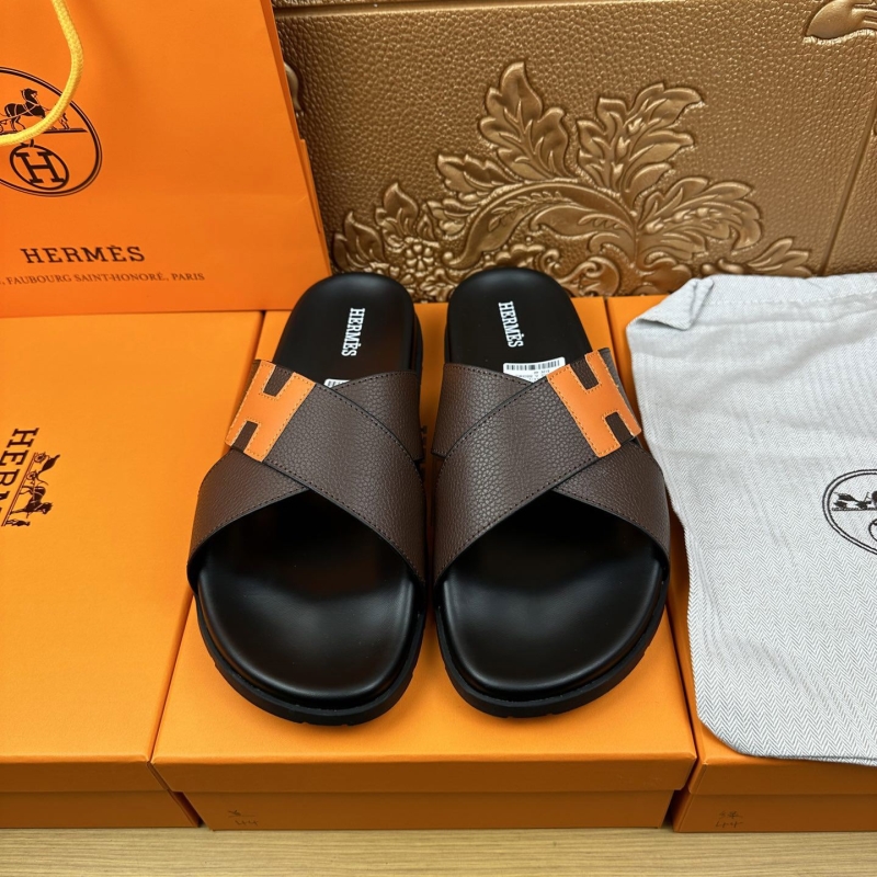 H**mes slippers